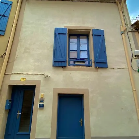 La Petite Maison Bleue