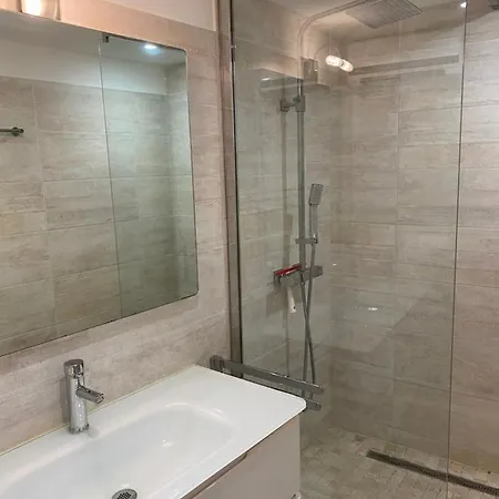 La Petite Maison Bleue بيت للعطل *